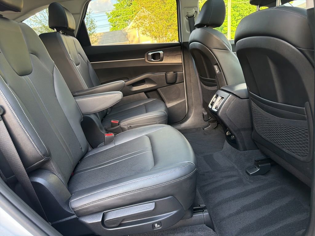 Certified 2022 Kia Sorento X-Line EX AWD/4WD image 27