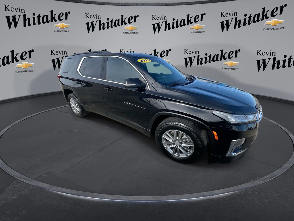 Certified 2023 Chevrolet Traverse LT image 2
