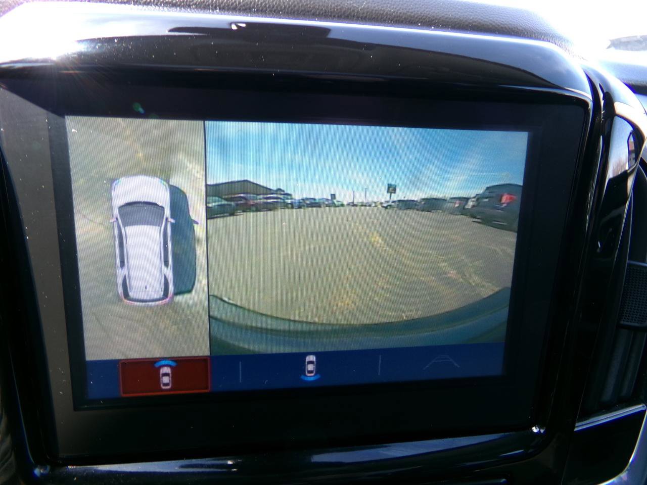 Used 2019 Chevrolet Traverse RS AWD/4WD image 25