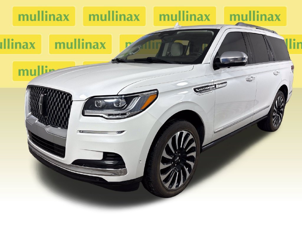 Used 2024 Lincoln Navigator Black Label AWD/4WD image 15