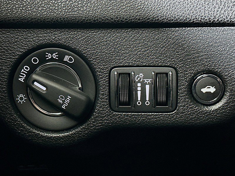 Used 2022 Chrysler 300 S image 10