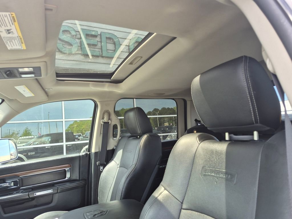 Used 2017 RAM 1500 Laramie w/ Convenience Group image 14