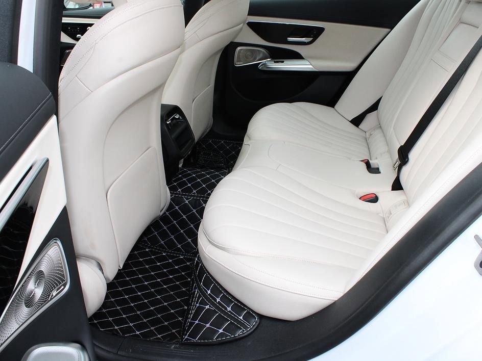 Used 2024 Mercedes-Benz E 350 4MATIC Sedan image 14