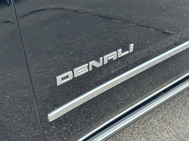 Used 2020 GMC Yukon Denali w/ Denali Ultimate Package AWD/4WD image 11