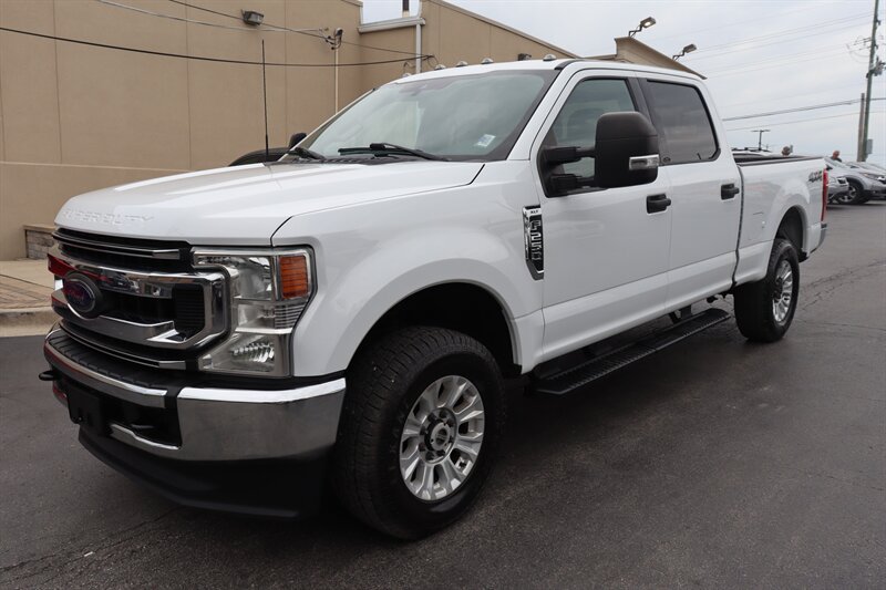 Used 2022 Ford F250 XLT AWD/4WD image 3