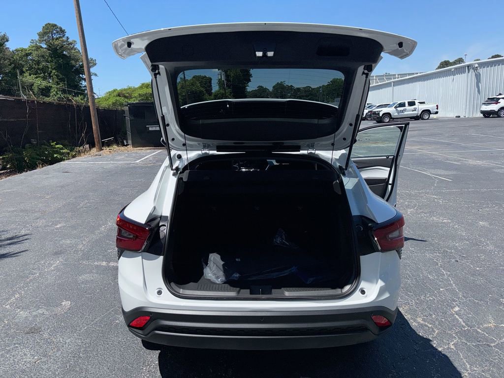 New 2026 Chevrolet Trax LT FWD image 35