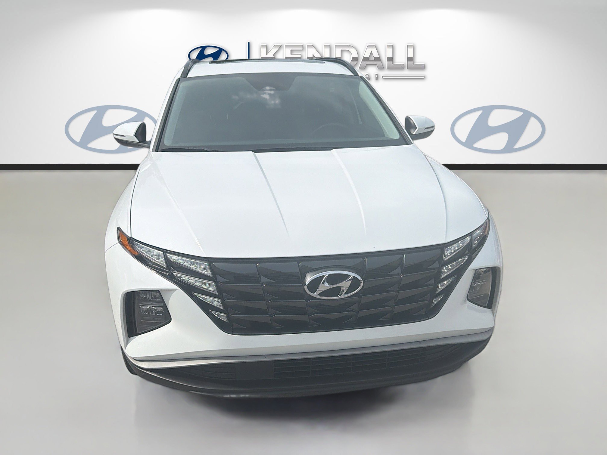 Used 2023 Hyundai Tucson SEL w/ Convenience Package FWD image 2