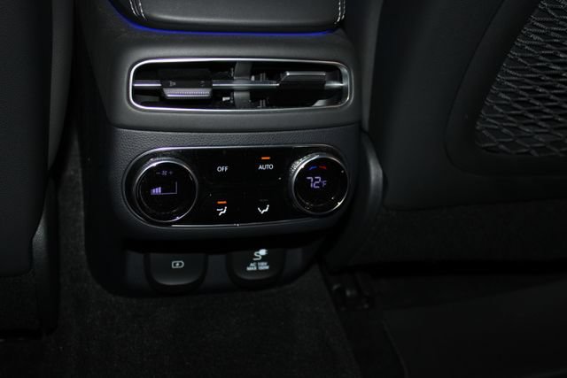 Used 2024 Genesis GV70 2.5T w/ Sport Prestige Package AWD/4WD image 14