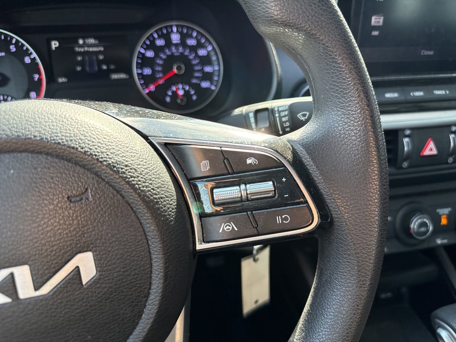 Used 2023 Kia Forte LXS w/ LXS Technology Package image 29