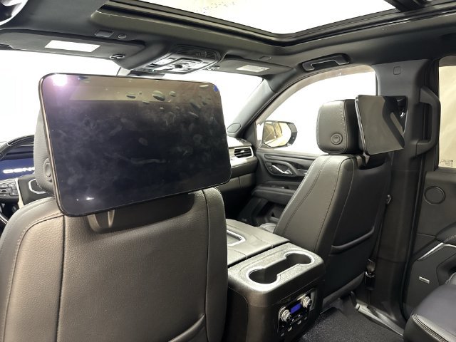 Used 2024 GMC Yukon Denali w/ Advanced Technology Package AWD/4WD image 15