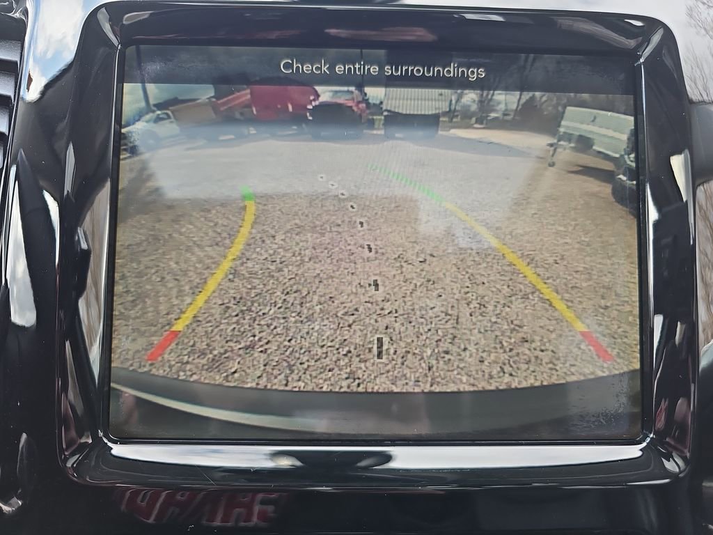 Used 2019 Jeep Cherokee Limited w/ Luxury Group image 22
