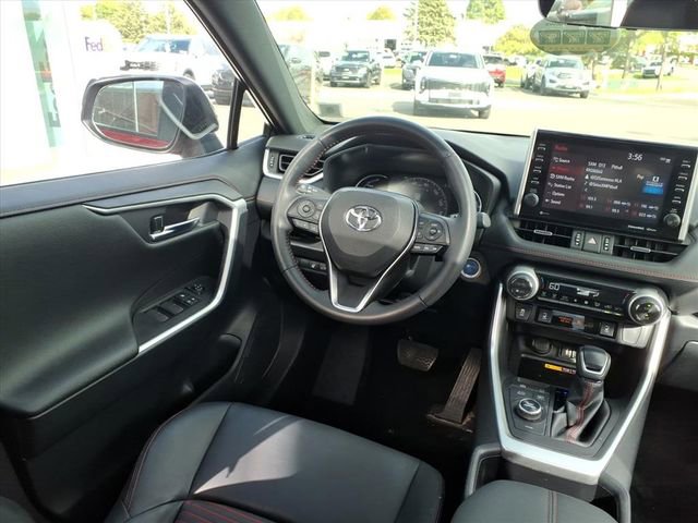 Used 2022 Toyota RAV4 XSE w/ Weather Package image 11