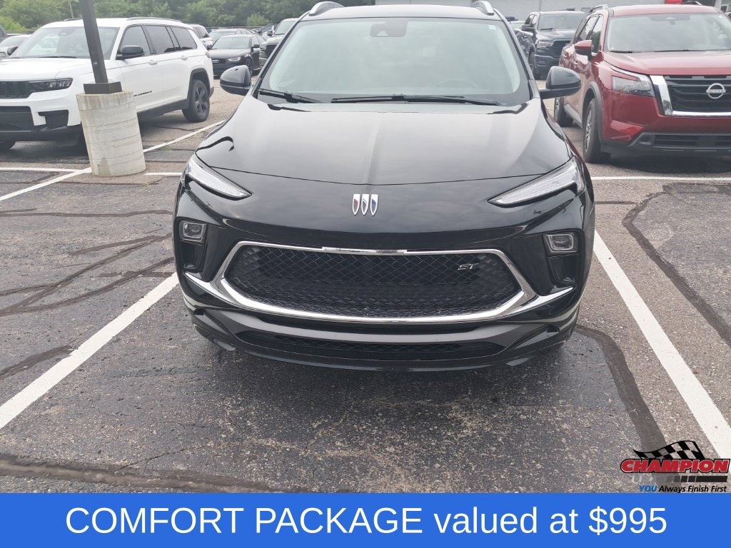 Used 2026 Buick Encore GX Sport Touring w/ Comfort Package FWD image 2