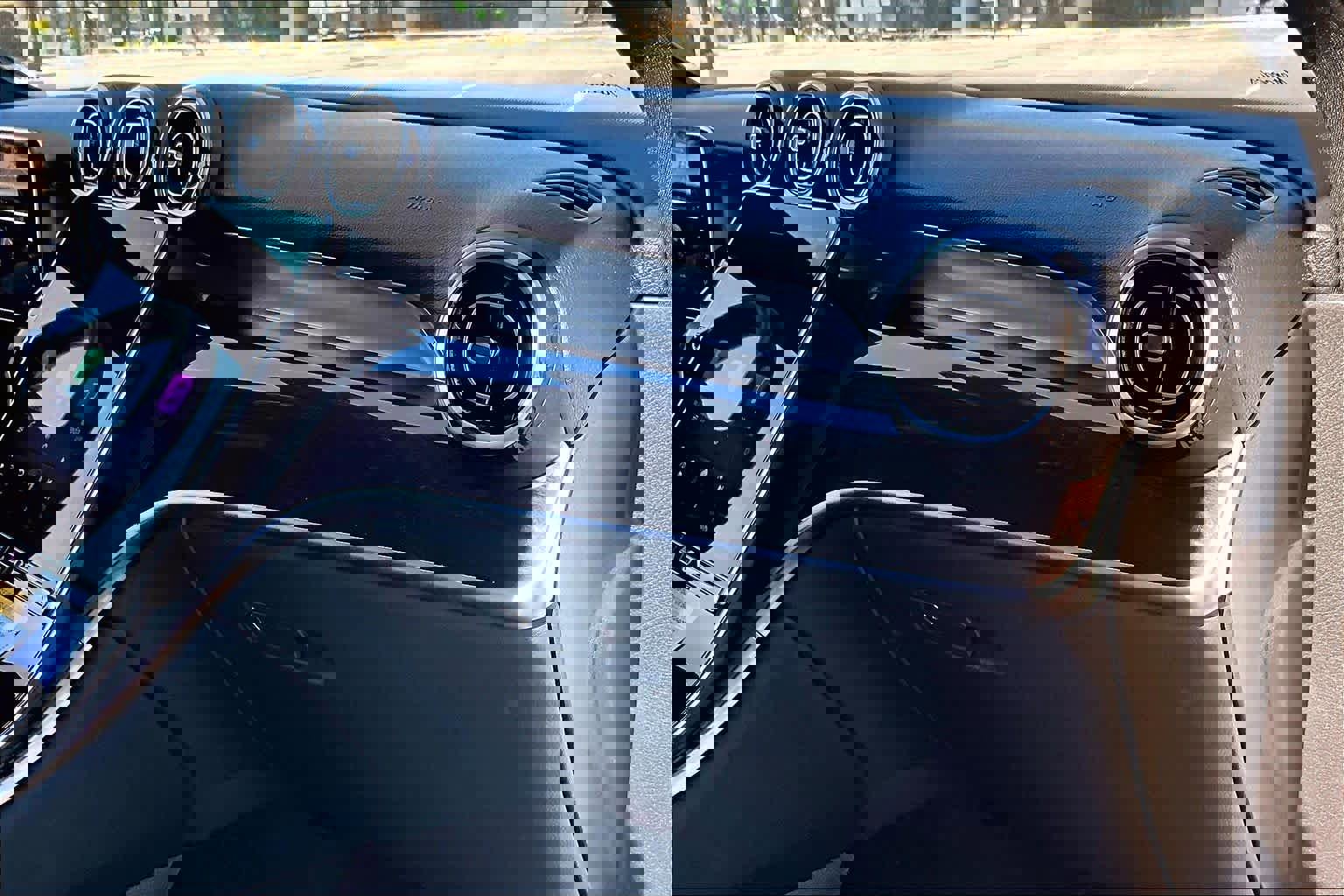 Certified 2025 Mercedes-Benz GLC 300 4MATIC image 18