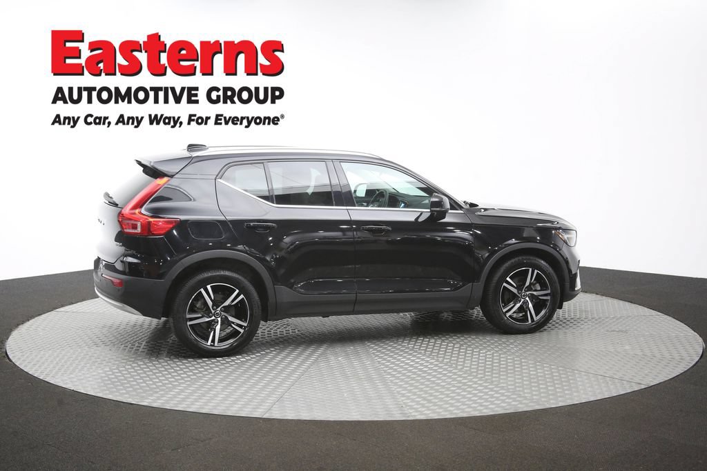 Used 2023 Volvo XC40 B5 Plus AWD/4WD image 44