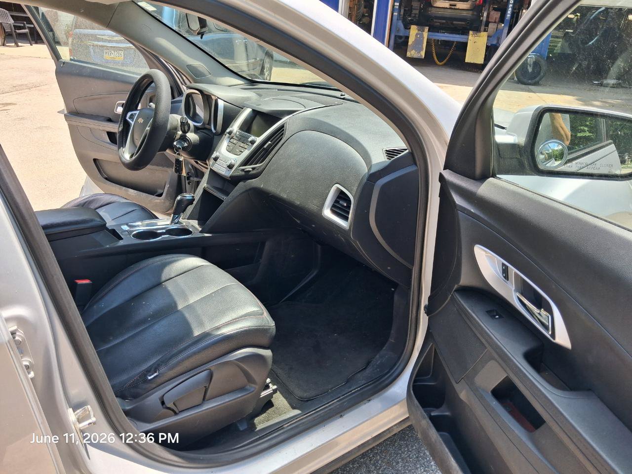 Used 2017 Chevrolet Equinox LT w/ Convenience Package AWD/4WD image 18