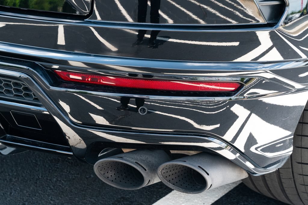 Used 2021 Lamborghini Urus AWD/4WD image 15
