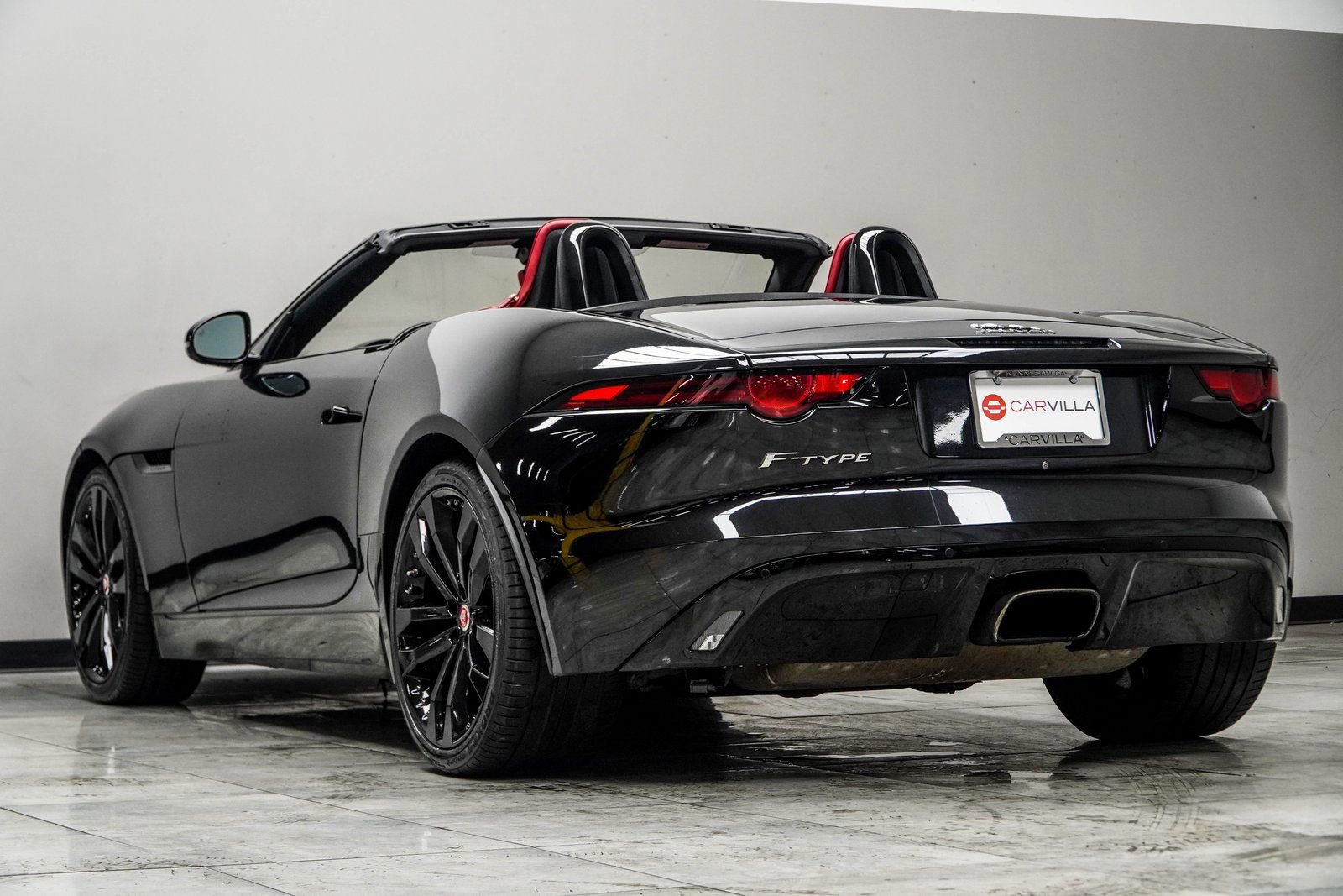 Used 2019 Jaguar F-TYPE Convertible image 12