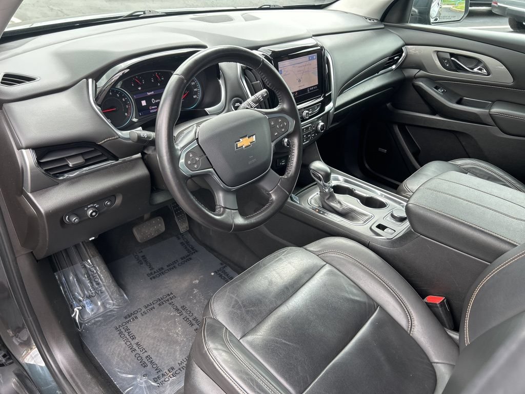 Used 2021 Chevrolet Traverse LT w/ LT Premium Package FWD image 22