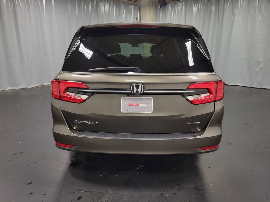 Used 2023 Honda Odyssey Elite image 7