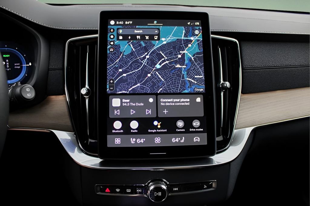 New 2025 Volvo XC90 T8 Plus w/ Protection Package Premier image 21