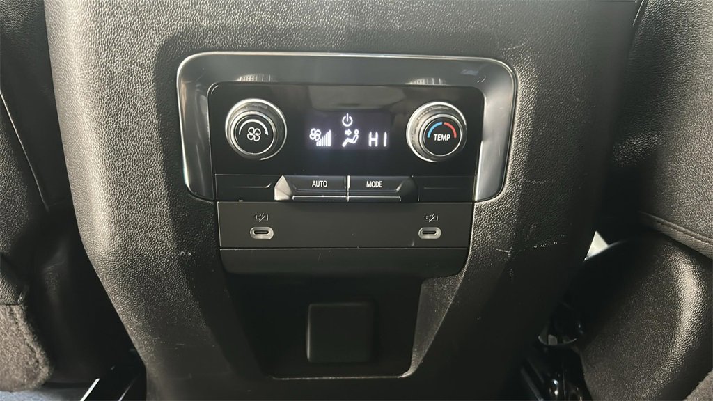 Used 2023 Chevrolet Tahoe LT image 25