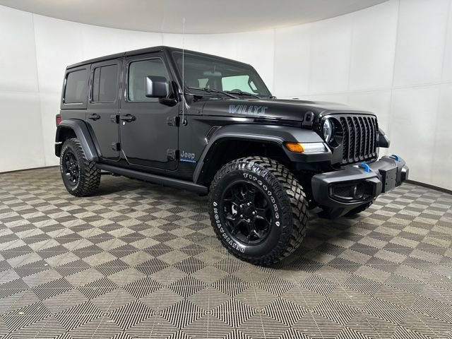 Used 2023 Jeep Wrangler Unlimited w/ Cold Weather Group image 2
