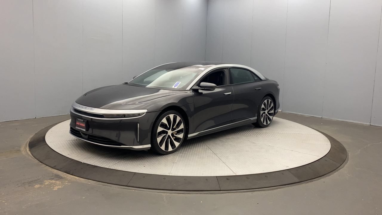 Used 2024 Lucid Air Touring AWD/4WD image 9