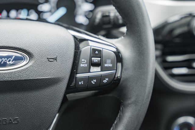 Certified 2022 Ford Escape SEL image 31