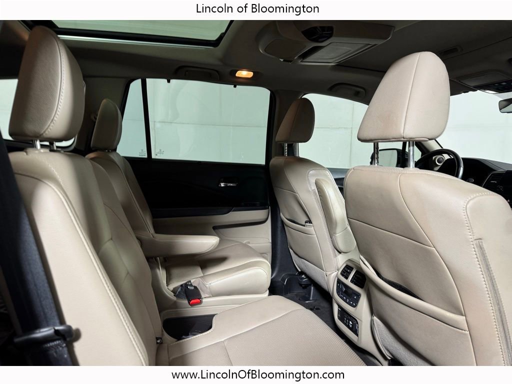 Used 2019 Honda Pilot Elite image 15