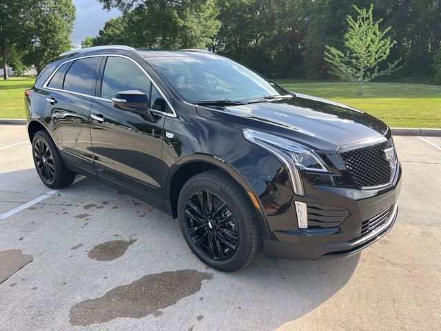 New 2026 Cadillac XT5 Luxury w/ LPO, ONYX Package image 10