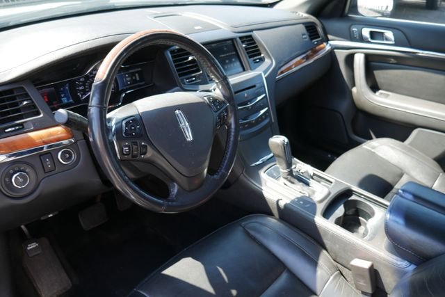 Used 2013 Lincoln MKS FWD image 20