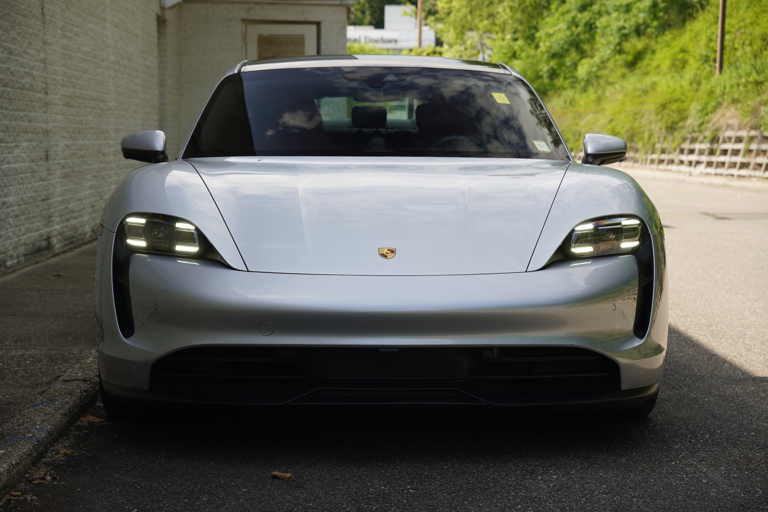 Used 2021 Porsche Taycan RWD image 8