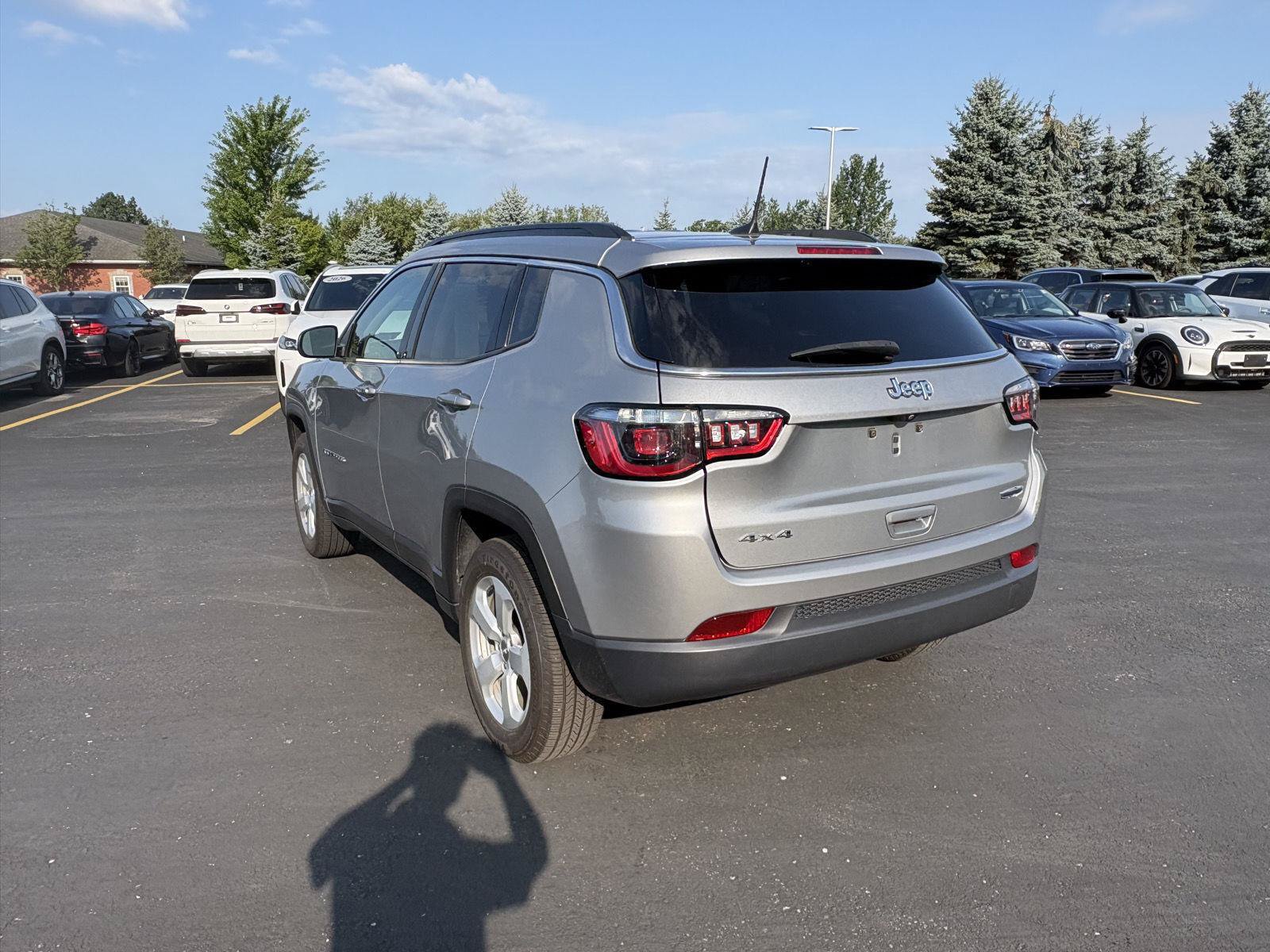 Used 2021 Jeep Compass Latitude w/ Convenience Group AWD/4WD image 7
