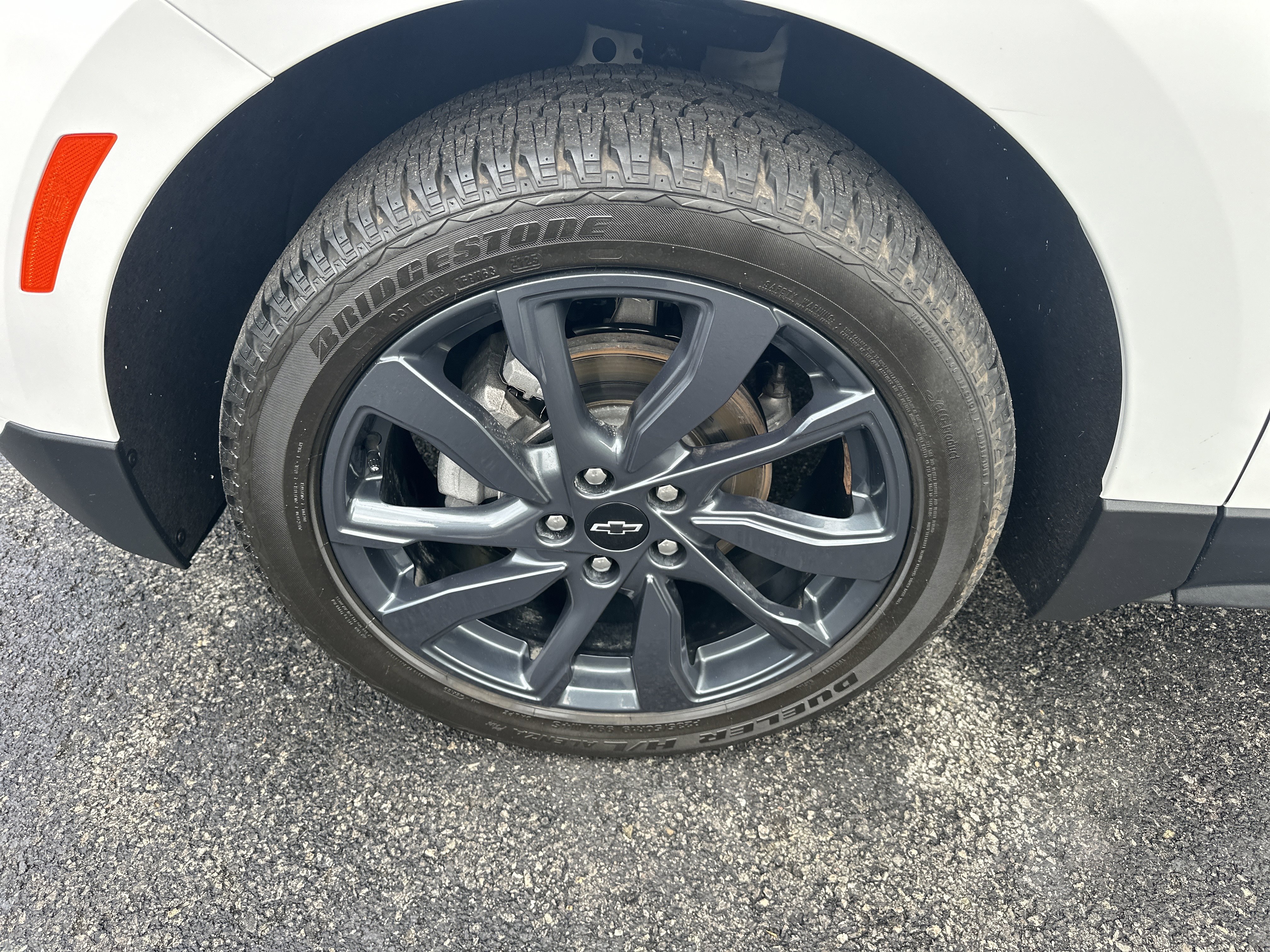 Used 2024 Chevrolet Equinox RS AWD/4WD image 22