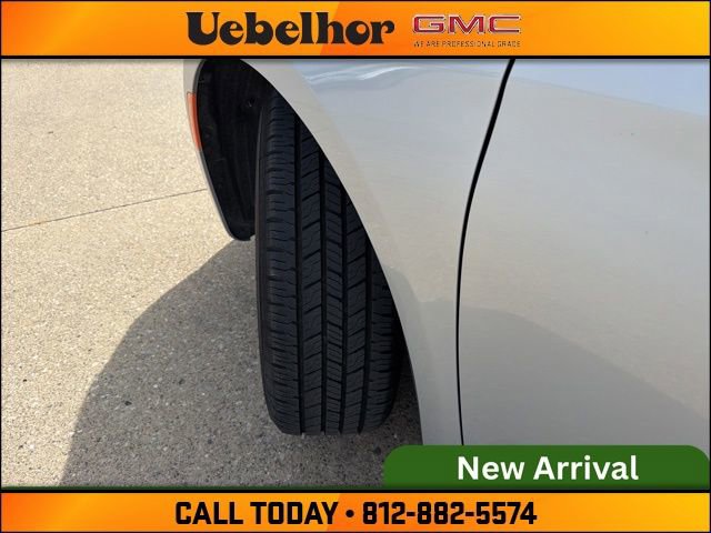 Used 2024 Chrysler Pacifica Limited image 24