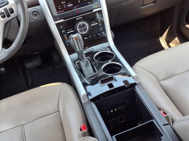 Used 2013 Ford Edge Limited w/ Driver Entry Pkg FWD image 11