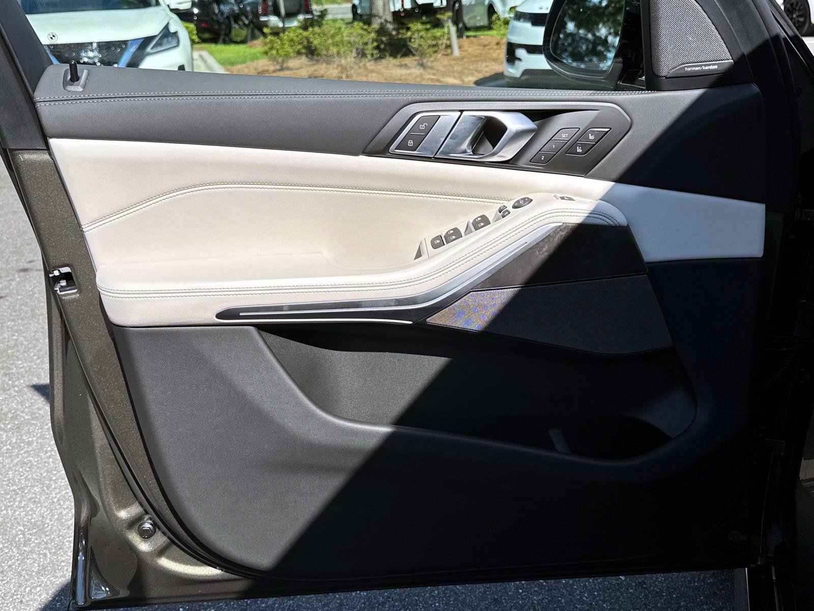 New 2026 BMW X5 xDrive40i w/ Executive Package image 15