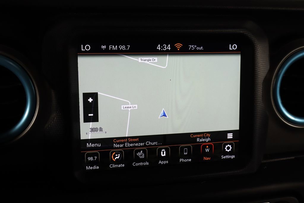 Used 2023 Jeep Wrangler Unlimited Rubicon 4xe w/ Cold Weather Group AWD/4WD image 37