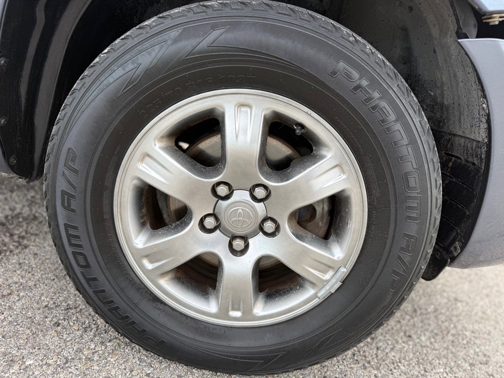 Used 2004 Toyota Highlander 2WD image 19