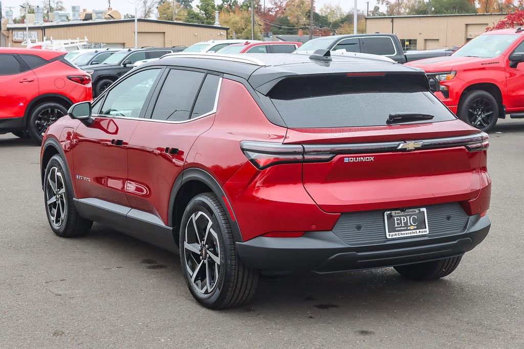 New 2026 Chevrolet Equinox EV LT image 2