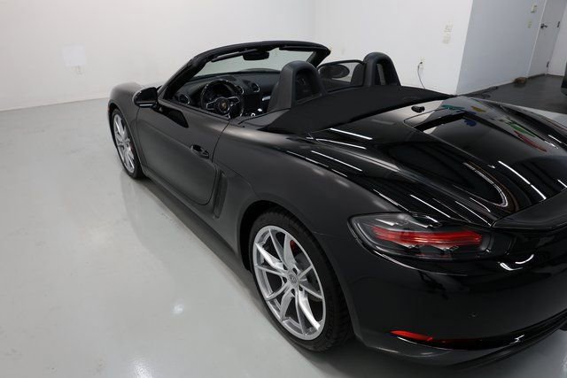 Used 2024 Porsche 718 Boxster S RWD image 71