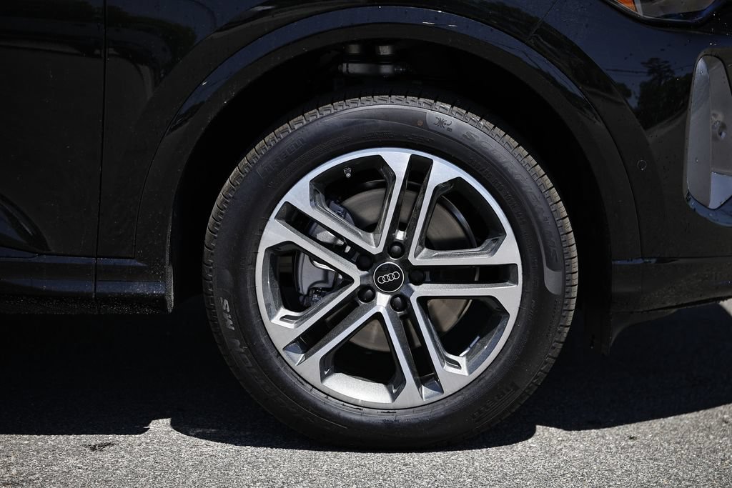 New 2026 Audi Q5 Premium AWD/4WD image 5