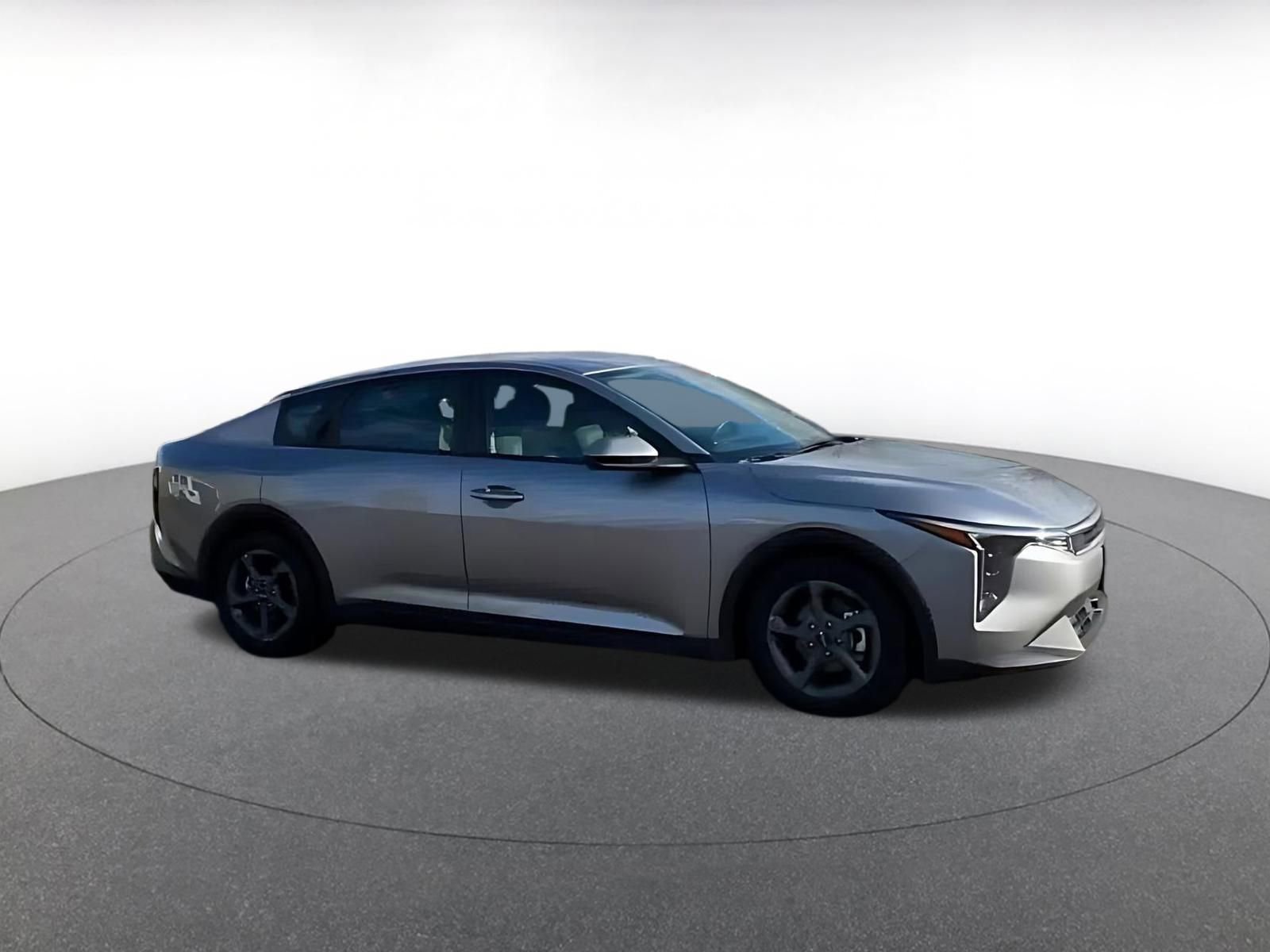 Used 2025 Kia K4 LXS video 2