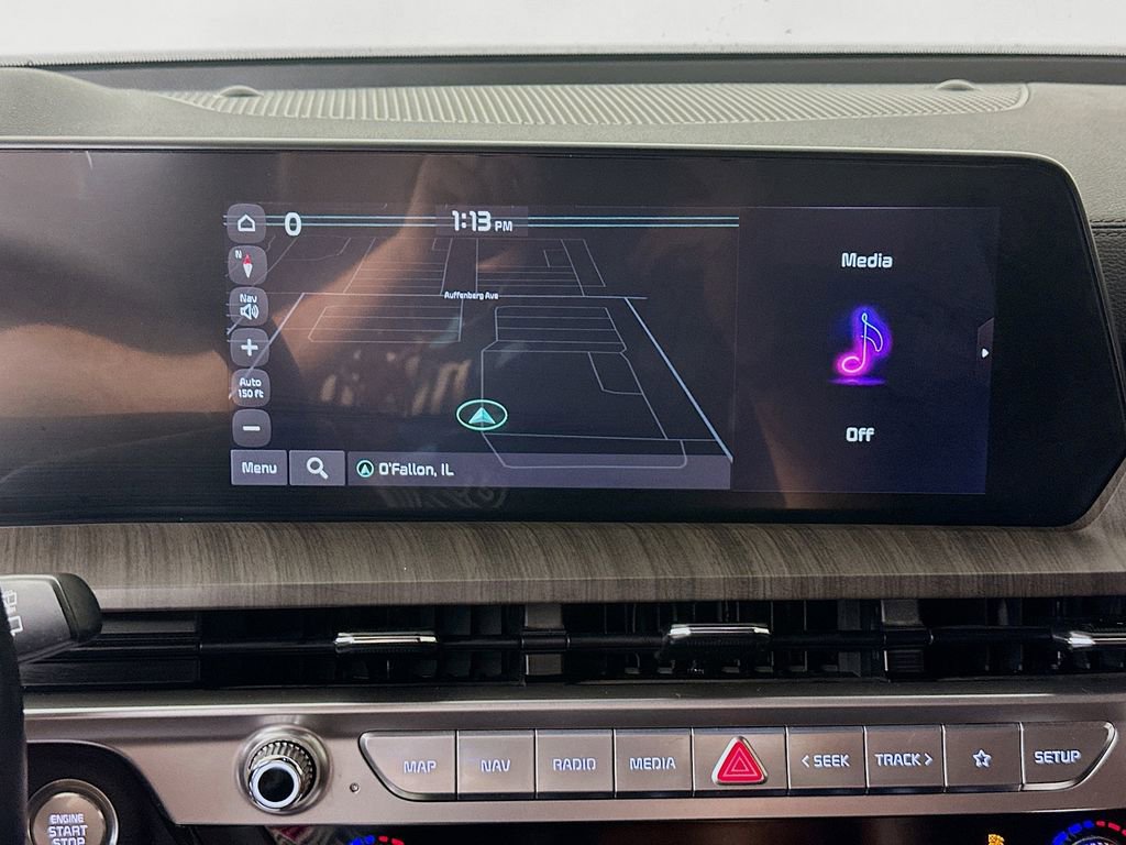 Used 2024 Kia Telluride EX w/ EX Captain's Chair Package image 13