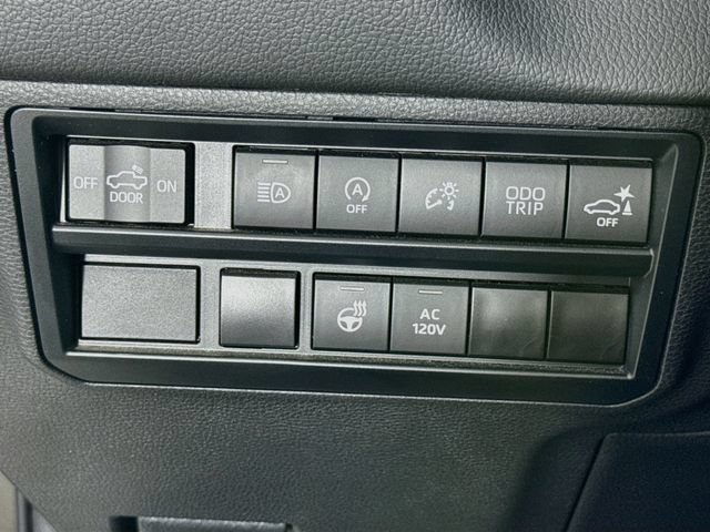 Used 2024 Toyota Tundra Limited AWD/4WD image 10