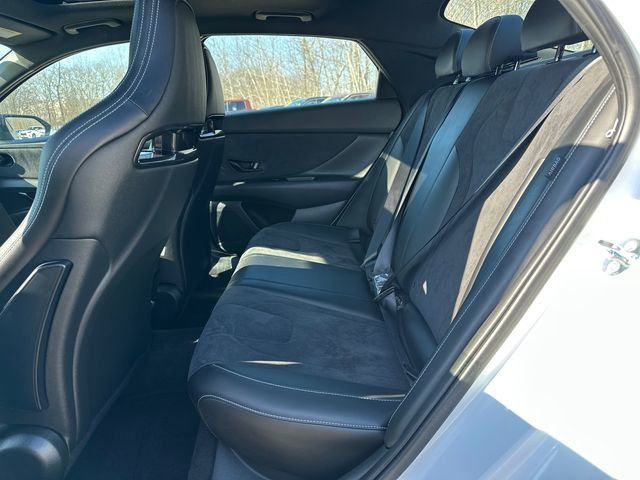 Used 2025 Hyundai Elantra N image 17