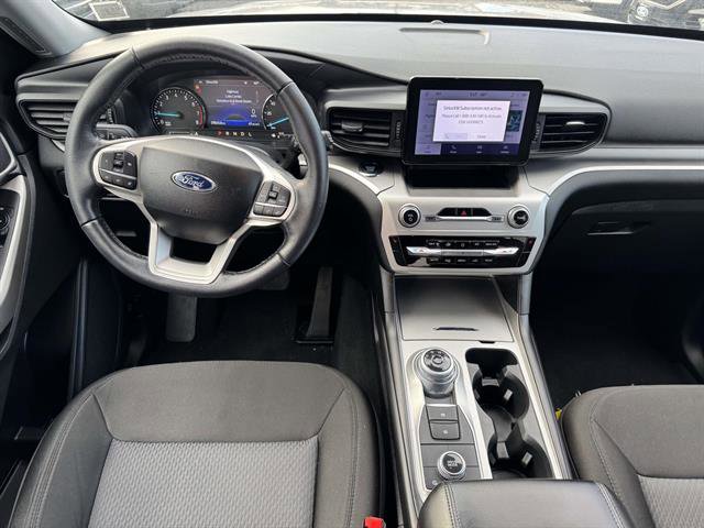 Used 2022 Ford Explorer XLT AWD/4WD image 28