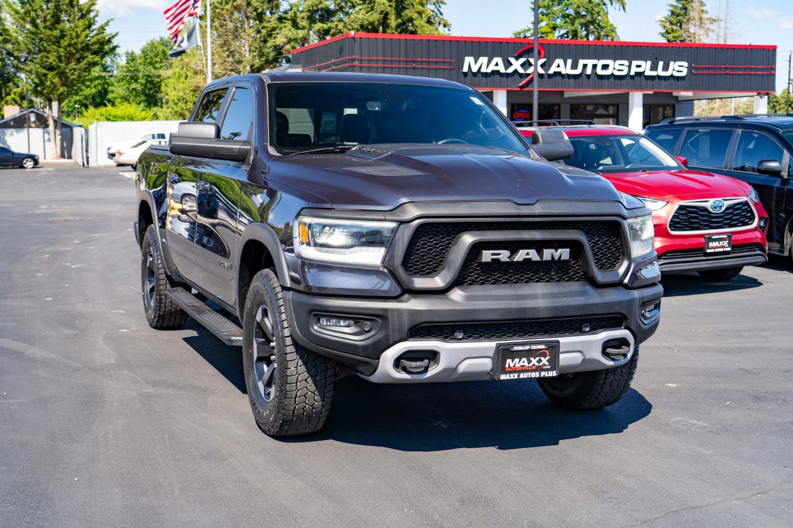 Used 2020 RAM 1500 Rebel w/ Rebel Level 2 Equipment Group AWD/4WD image 2