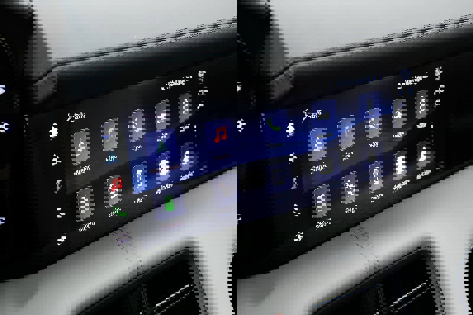 New 2026 Porsche Taycan 4S image 15